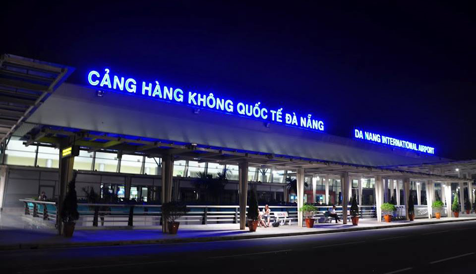 Đèn trang trí quán cafe sân bay quốc tế Đà Nẵng