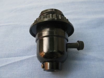 Lamp holder (knob switch)